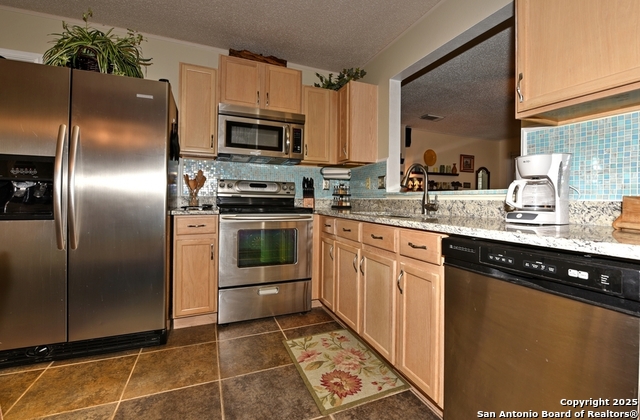 Carlos Coon Ele Real Estate Listings Main Image