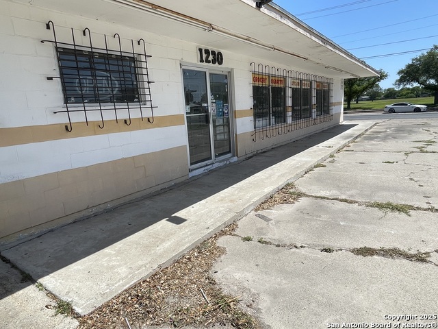 1230 E Santa Gertrudis Ave Property Photo 11