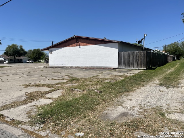1230 E Santa Gertrudis Ave Property Photo 23