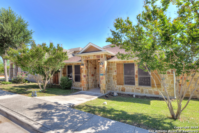 2109 Pecan Leaf Property Photo 1