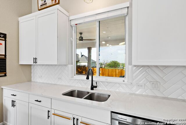 132 Ash Parkway Property Photo 11