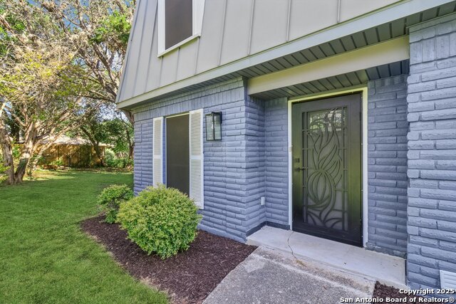 11039 Javalin Property Photo 3