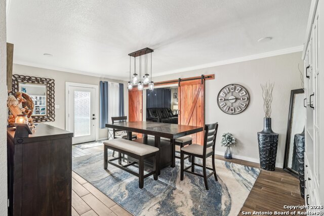 11039 Javalin Property Photo 5