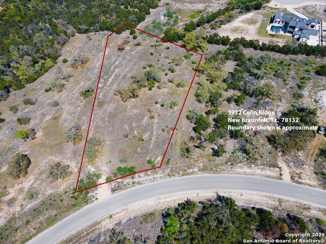 5922 Colin Rdg Property Photo 1
