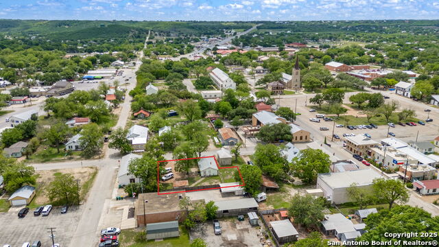 1205 Lorenzo Property Photo 2