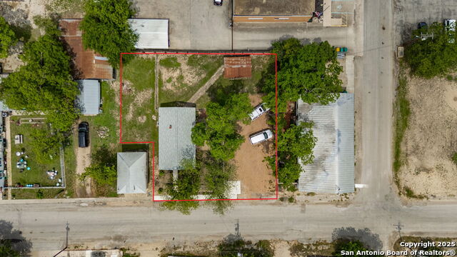 1205 Lorenzo Property Photo 7