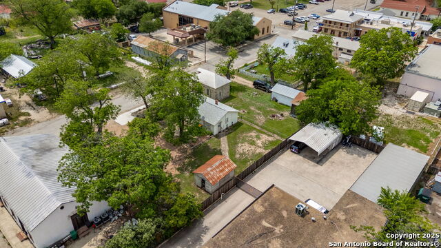 1205 Lorenzo Property Photo 18