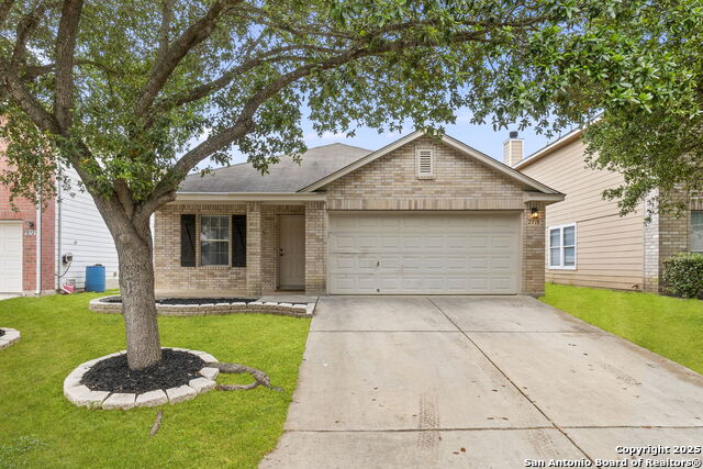 2719 Thunder Gulch Property Photo 2