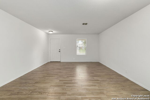 2719 Thunder Gulch Property Photo 4