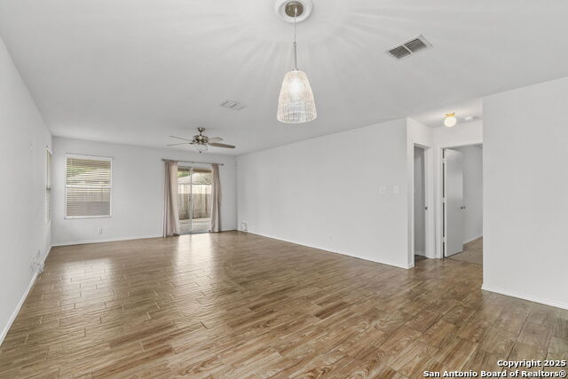 2719 Thunder Gulch Property Photo 11