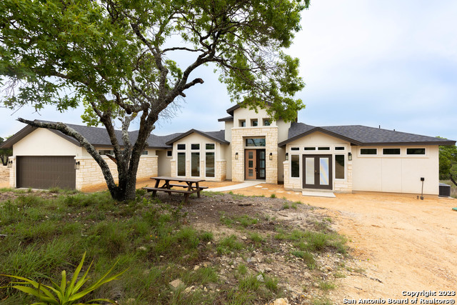 584 N Scenic Hills Ct Property Photo