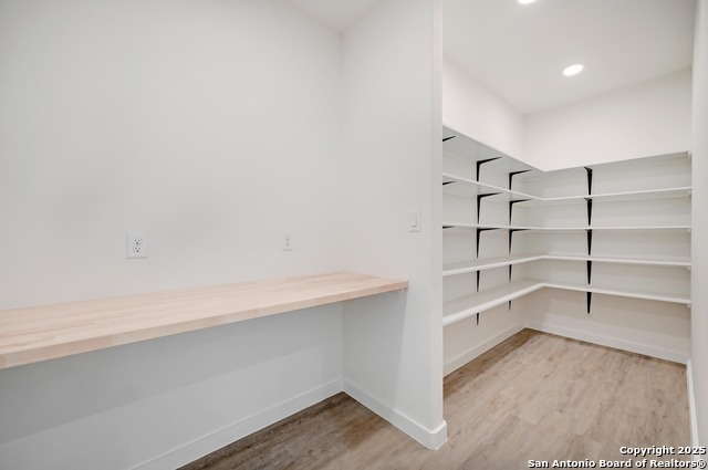 236 Peter Kleid Loop Property Photo 10