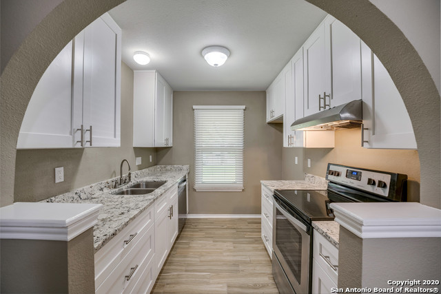 3310 Stone Cave Property Photo 1