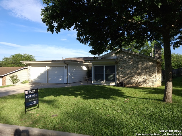 7722 Village Oaks Dr Property Photo 1