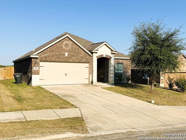 280 Chrysanthemum Property Photo