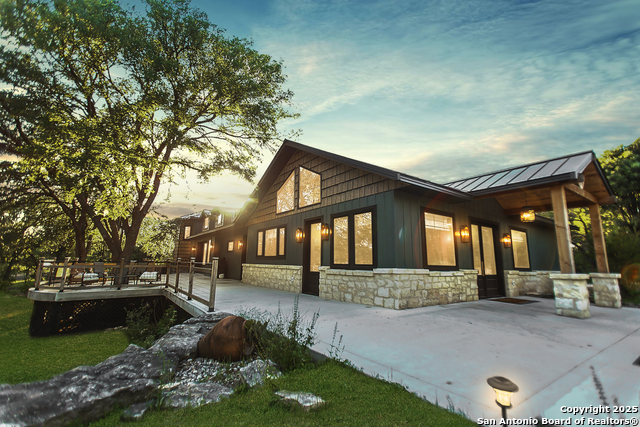 175 County Road 4801 Property Photo 2