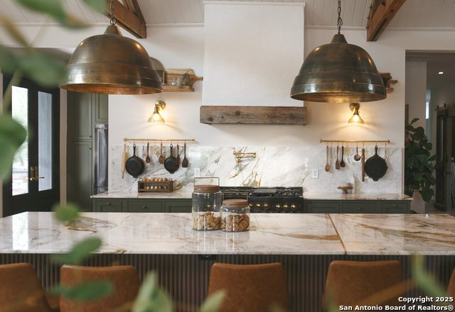 175 County Road 4801 Property Photo 10