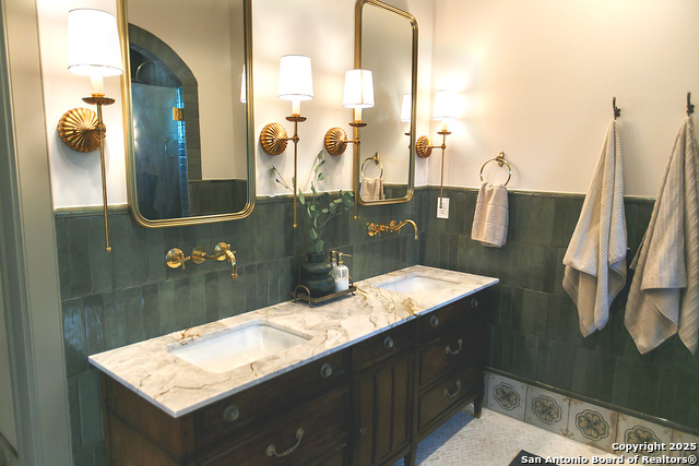 175 County Road 4801 Property Photo 32