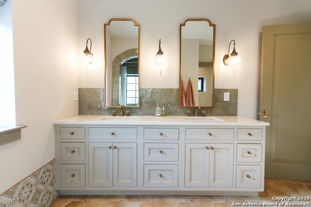 175 County Road 4801 Property Photo 42