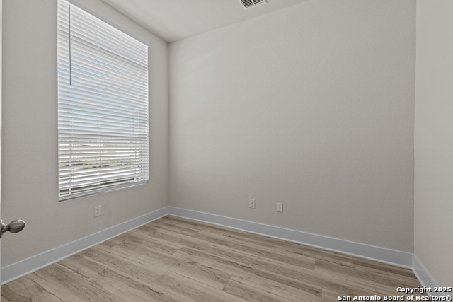 163 Abigail Alley Property Photo 6