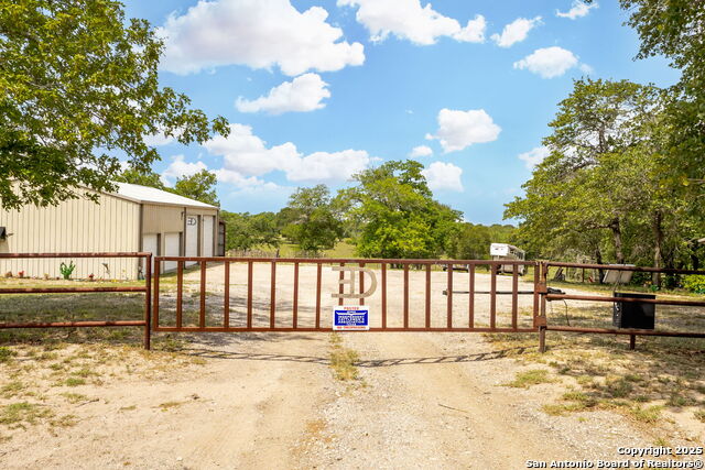 1579 Settlement Way Property Photo