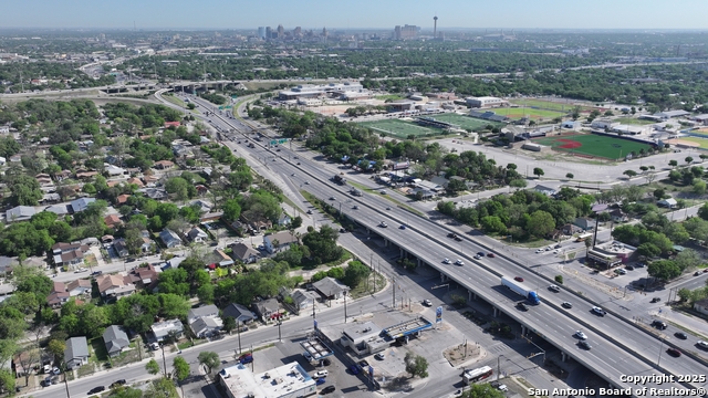 607 W Theo Ave Property Photo 12