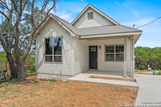 1454 Laurie Dr Property Photo