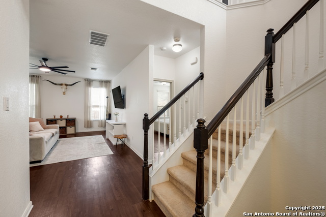 2097 Castleberry Ridge Property Photo 4