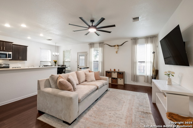 2097 Castleberry Ridge Property Photo 5