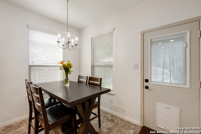 2097 Castleberry Ridge Property Photo 8