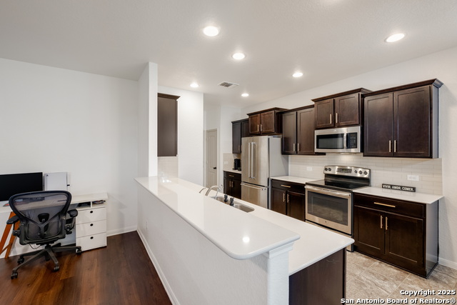 2097 Castleberry Ridge Property Photo 10