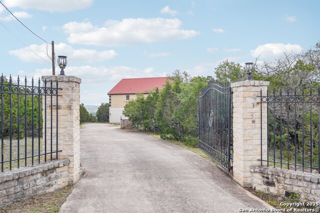 285 Timber Hill Property Photo 2