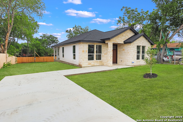 151 Westknoll Property Photo 1