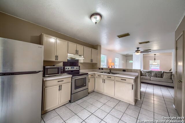 10227 Redfish Cavern Property Photo 15