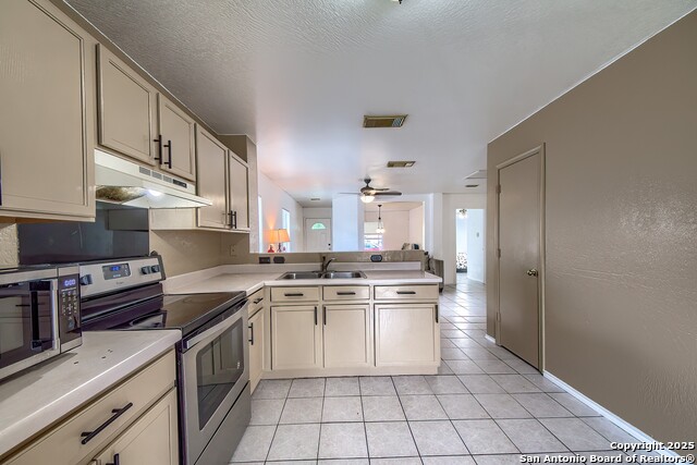 10227 Redfish Cavern Property Photo 17