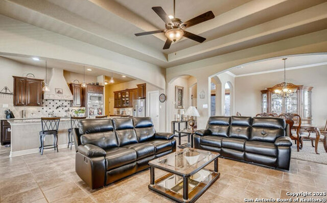 10310 Ivy Horn Property Photo 2