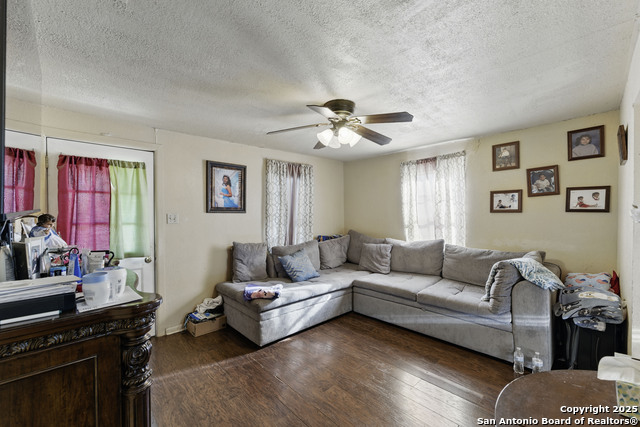 556 Gode Property Photo 17