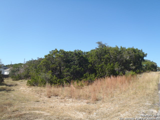 1266 Highpoint Ln Property Photo 1