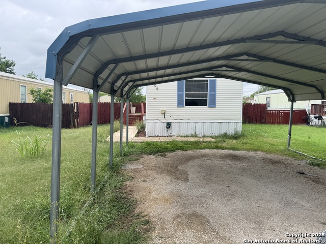 509 Maple Property Photo