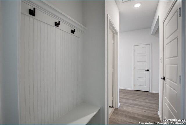 309 Jills Path Property Photo 5