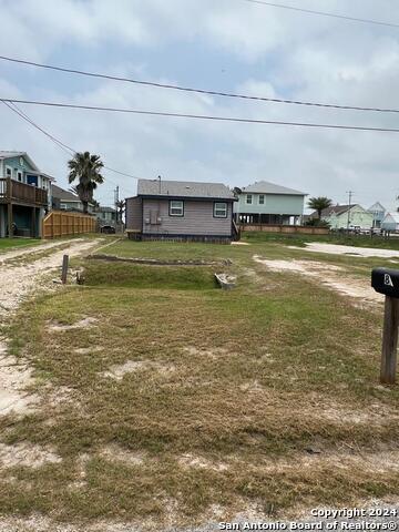 820 Magnolia Property Photo 2