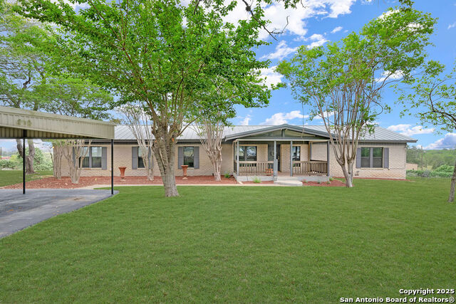 Floresville Real Estate Listings Main Image