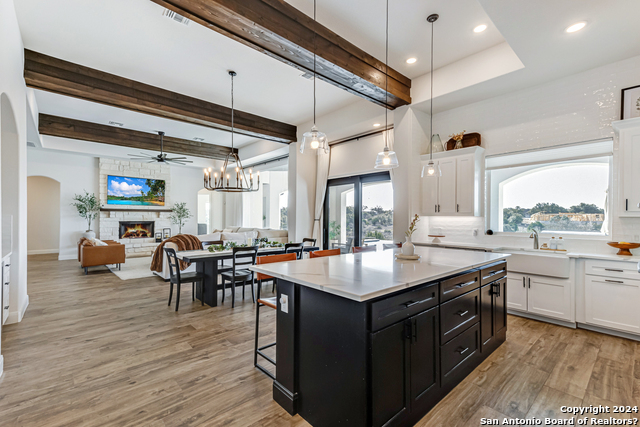 1356 Bordeaux Property Photo 20