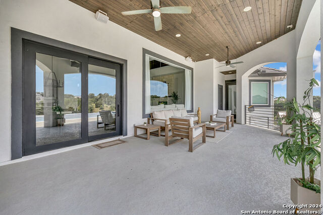 1356 Bordeaux Property Photo 47