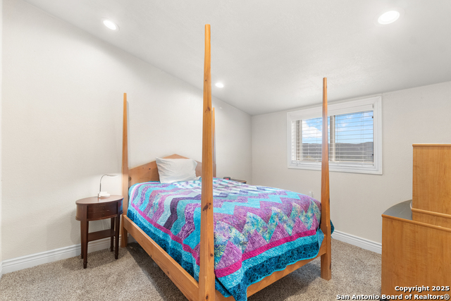 288 Rocky Creek Property Photo 35