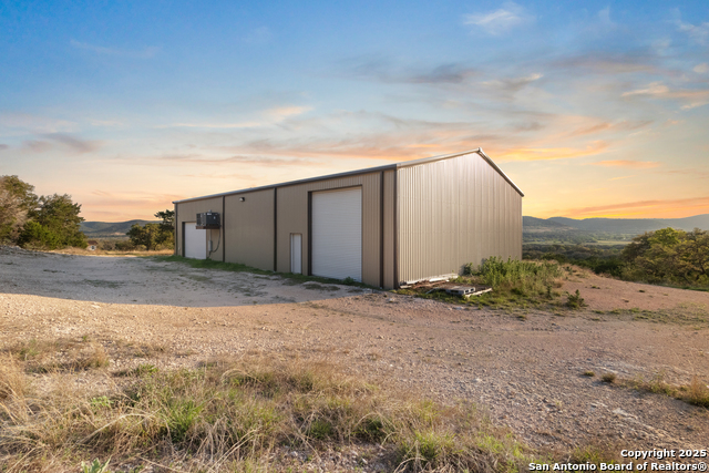 288 Rocky Creek Property Photo 41