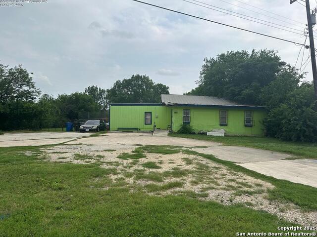 3930 & 3928 Culbera Property Photo 3