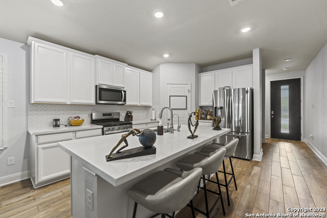 12136 Icon Rdg Property Photo 3