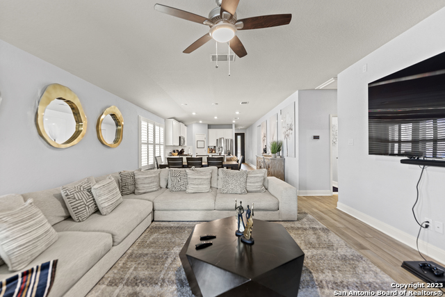 12136 Icon Rdg Property Photo 11