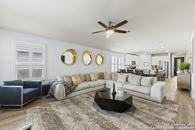 12136 Icon Rdg Property Photo 12